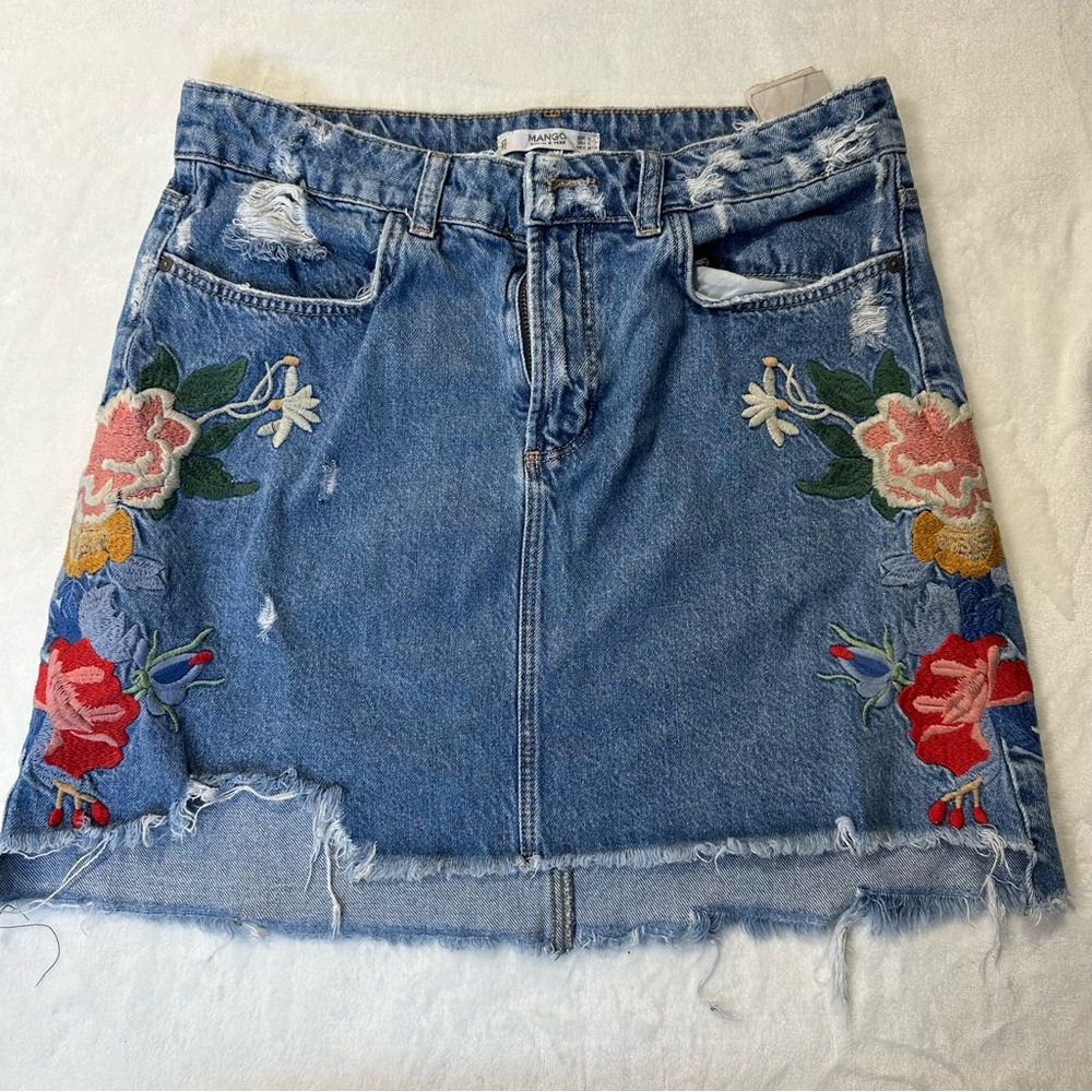 Mango mini skirt